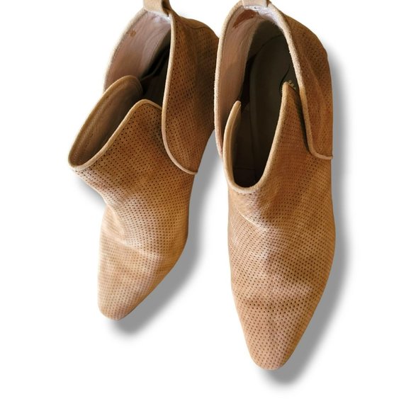 Nina Originals Tan Ankle Boot Perforated Stacked Heel Woman's Size 11 JJ3045 - Picture 4 of 13
